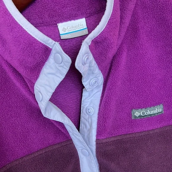 Womens Columbia Fleece Pullover - Picture 2 of 2